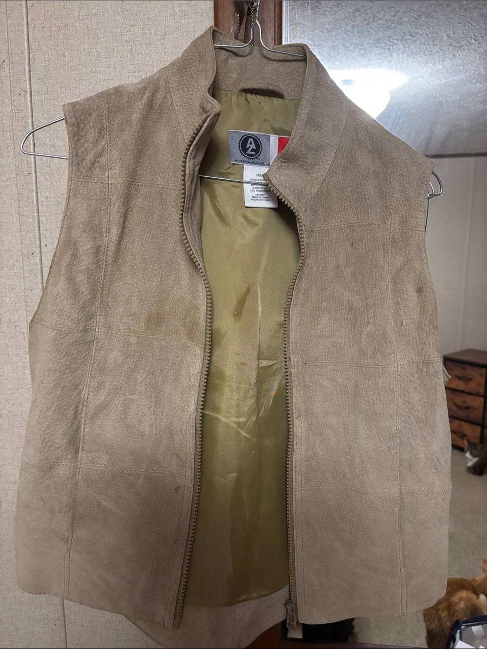 Women's Suede Zip-Front Vest - Taupe